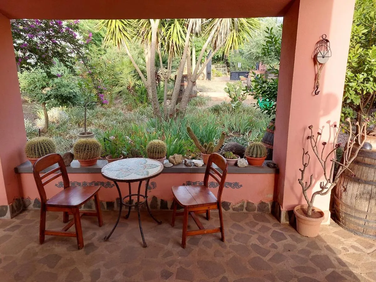 Villa Anna Flussio 0*,  Ιταλία